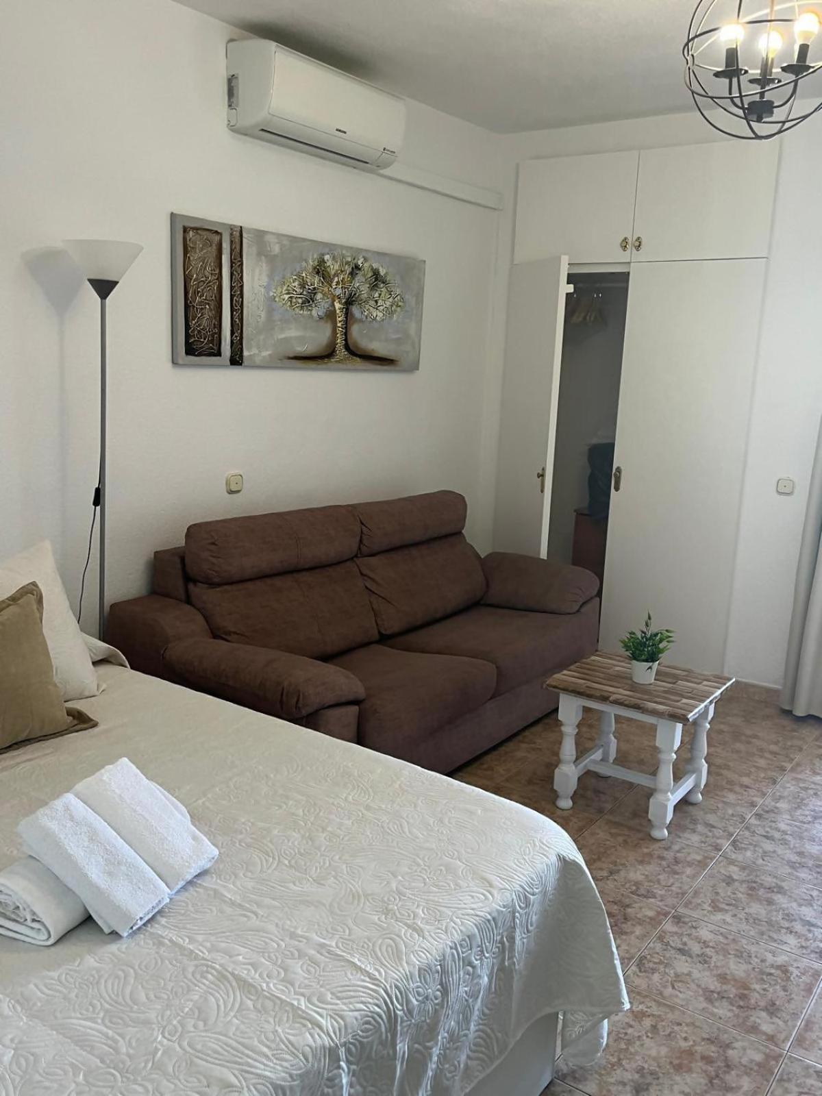 Antony Studio Benalmádena Exterior foto